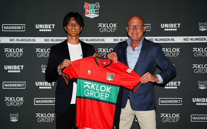 许多球迷和 许多球迷和