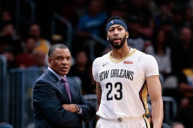 他始终以积 他始终以积